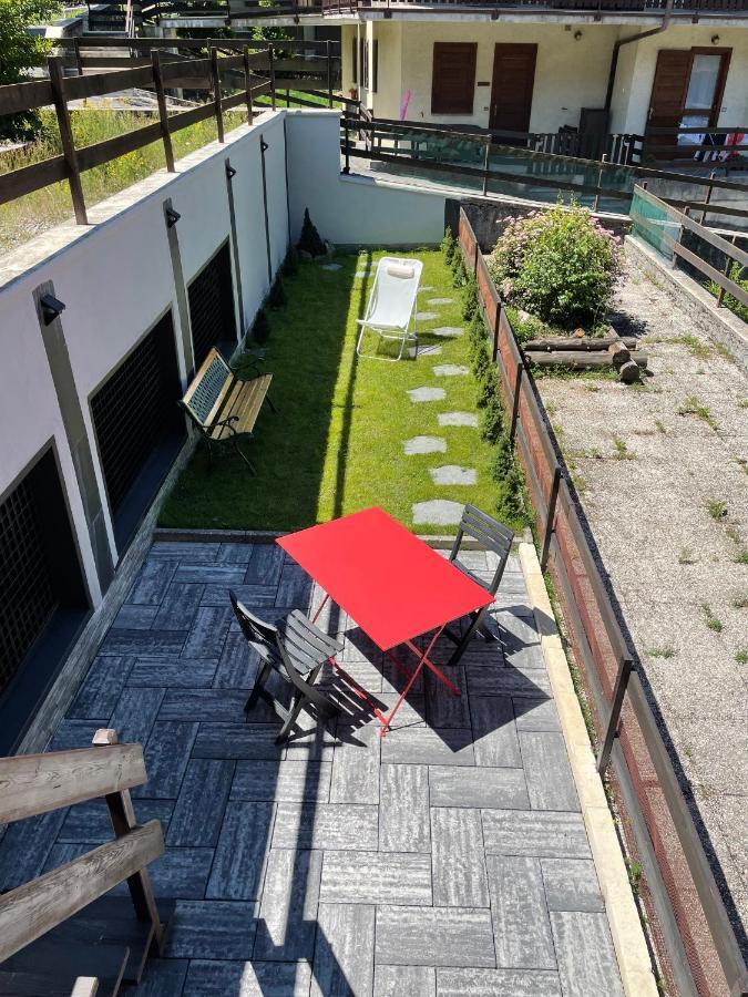 Casa Pino- Loft Con Giardino Magnolta Leilighet Aprica Eksteriør bilde